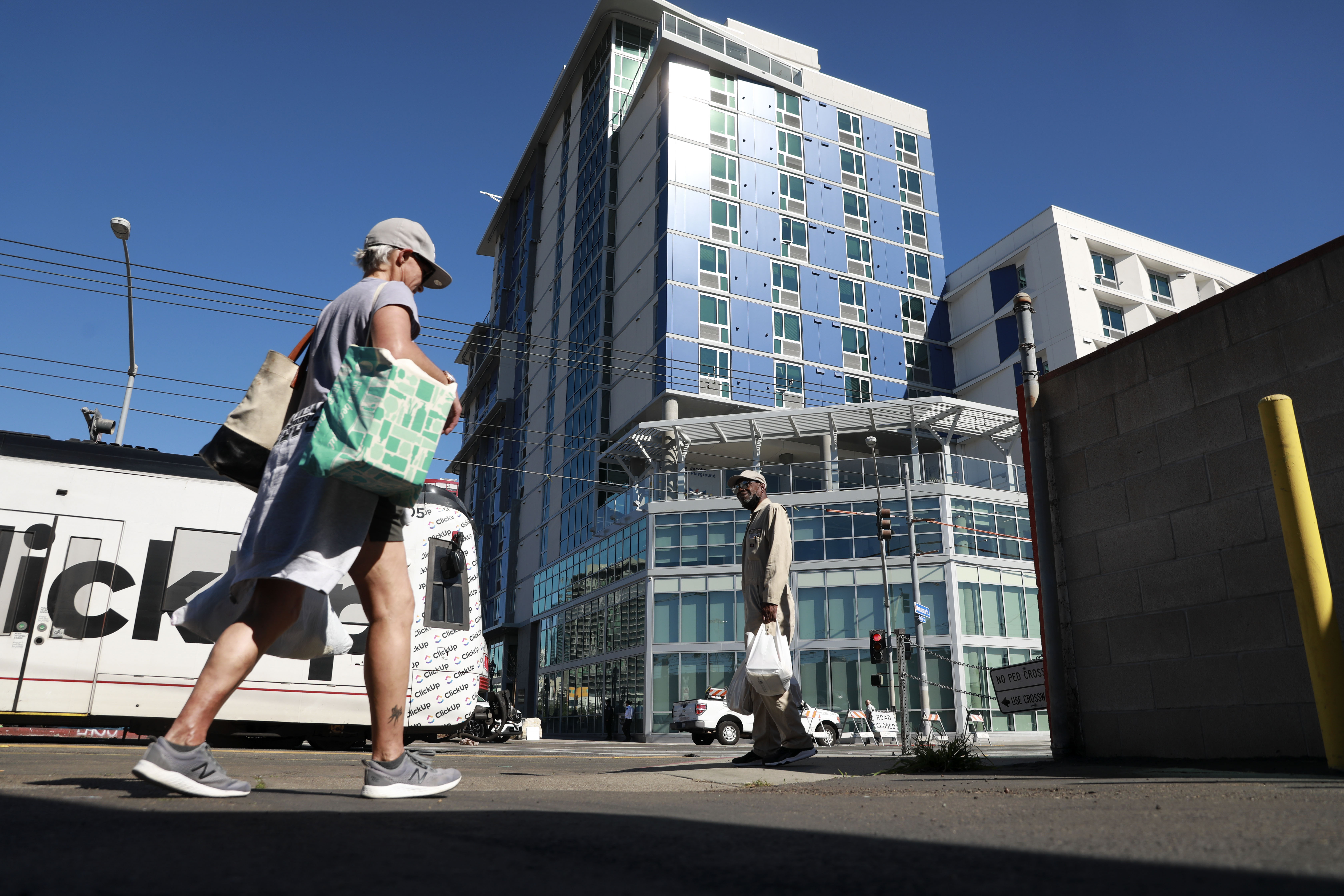 To end homelessness, policies must align with realities on street, new report says - Vimarsana News
