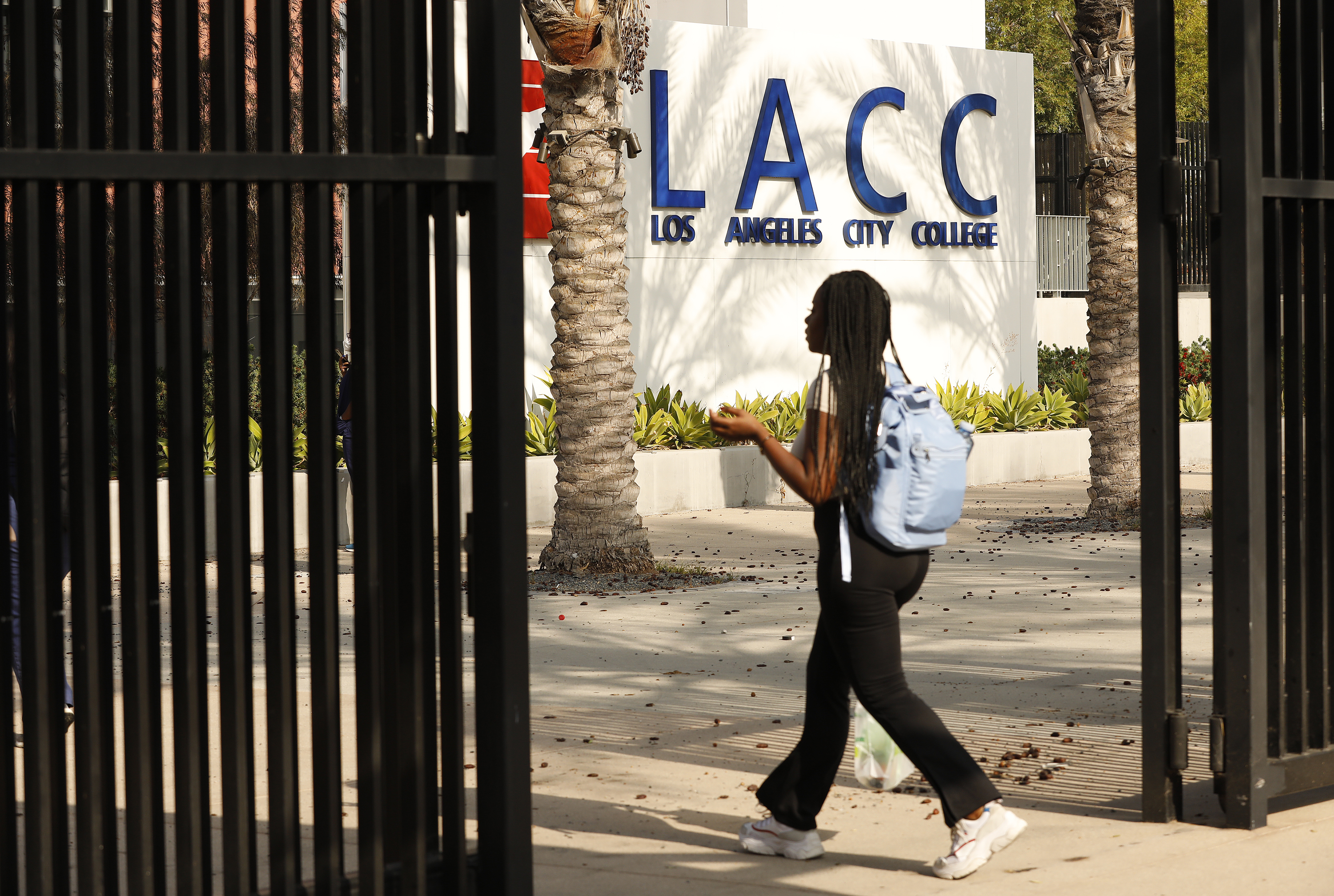 L.A. community college students can ride Metro for free - Vimarsana News