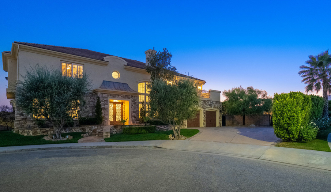 Hot Property: MLB pitcher Jon Garland sells in Granada Hills - Vimarsana News
