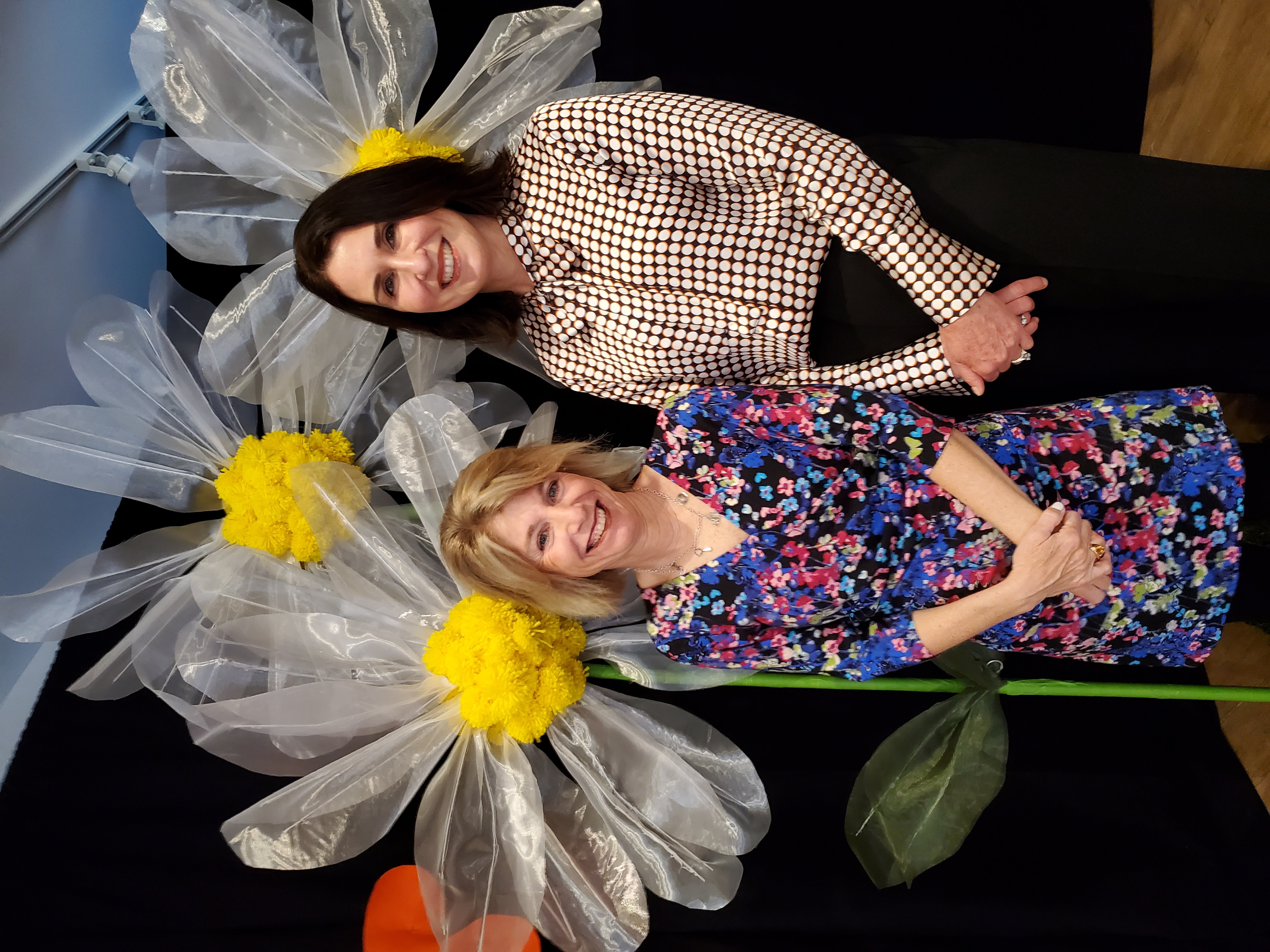 Las Patronas previews 'groovy' 'Daisies & Disco' decor for 77th Jewel Ball - Vimarsana News