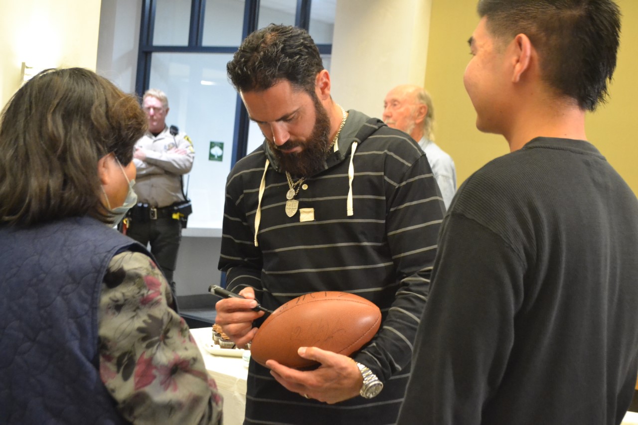 Super Bowl champ Eric Weddle honored by Poway City Council - The San Diego Union-Tribune - Vimarsana News