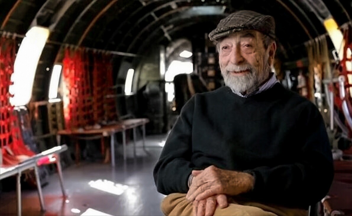 Harold Livingston, pilot and Hollywood screenwriter who helped Israel get on its feet, dies at 97 - Vimarsana News