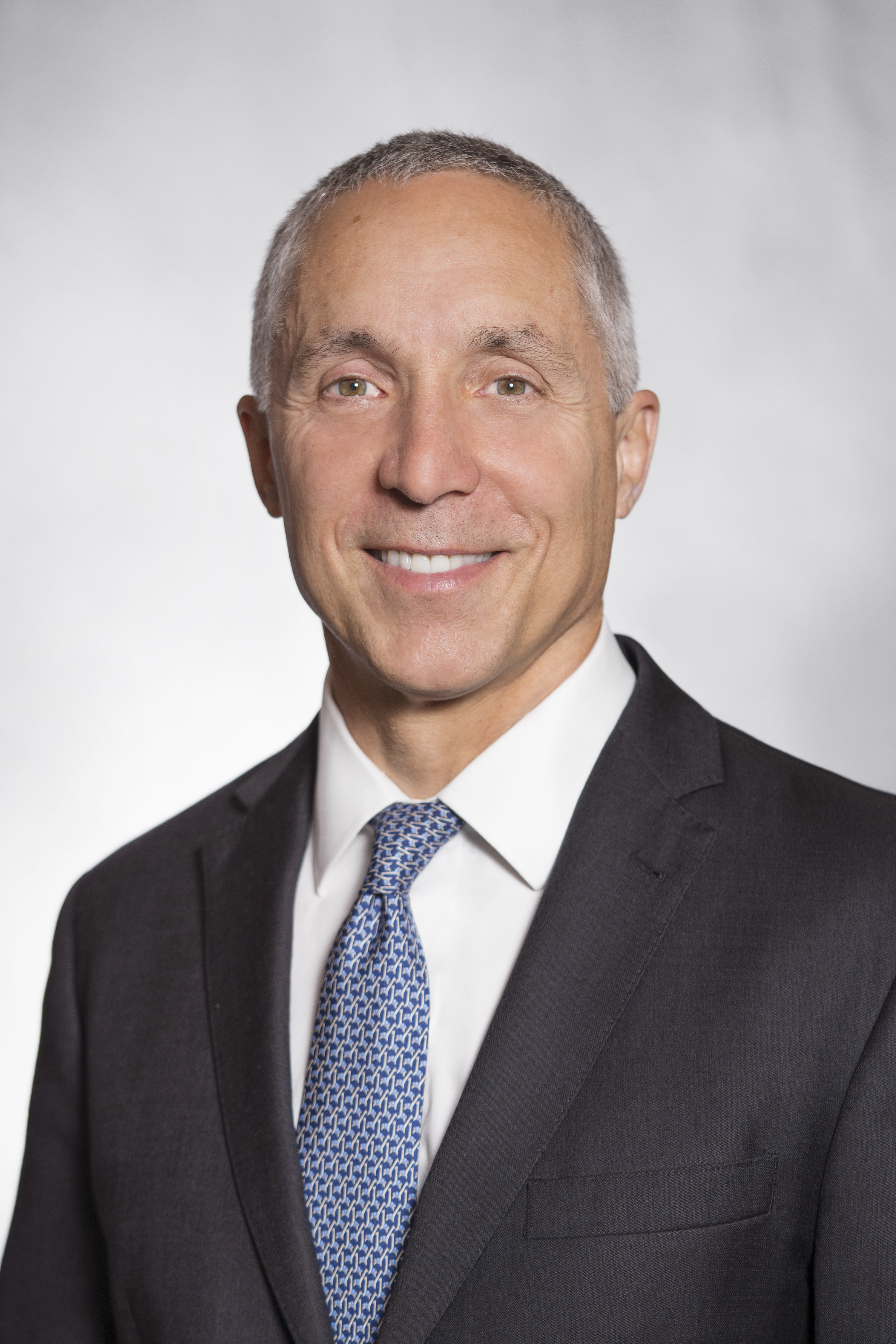 'An incredible journey': Local doctor named new director of Moores Cancer Center at UCSD Health - Vimarsana News