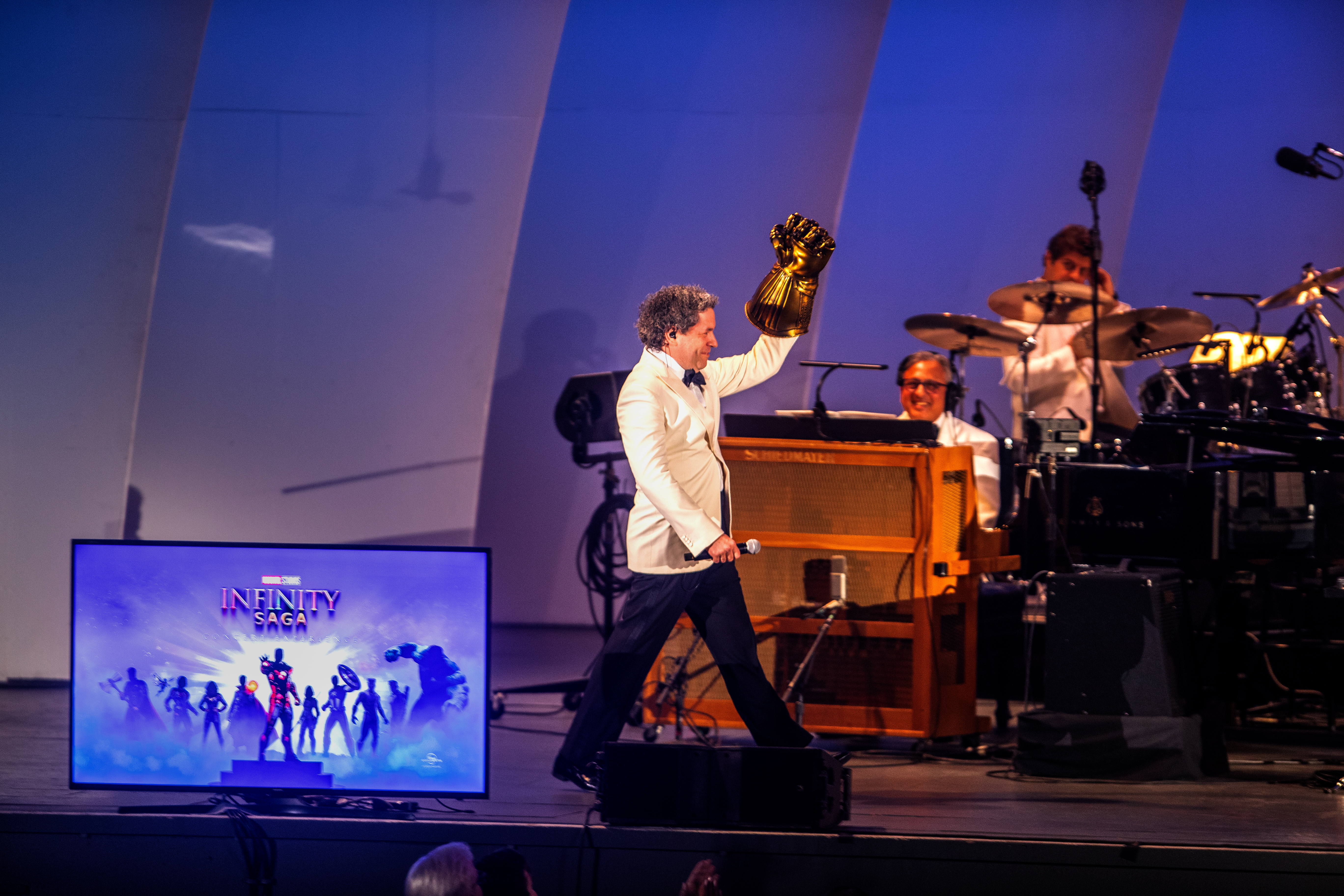 Review: Dudamel is finally back at the Bowl and blissfully all over the musical map