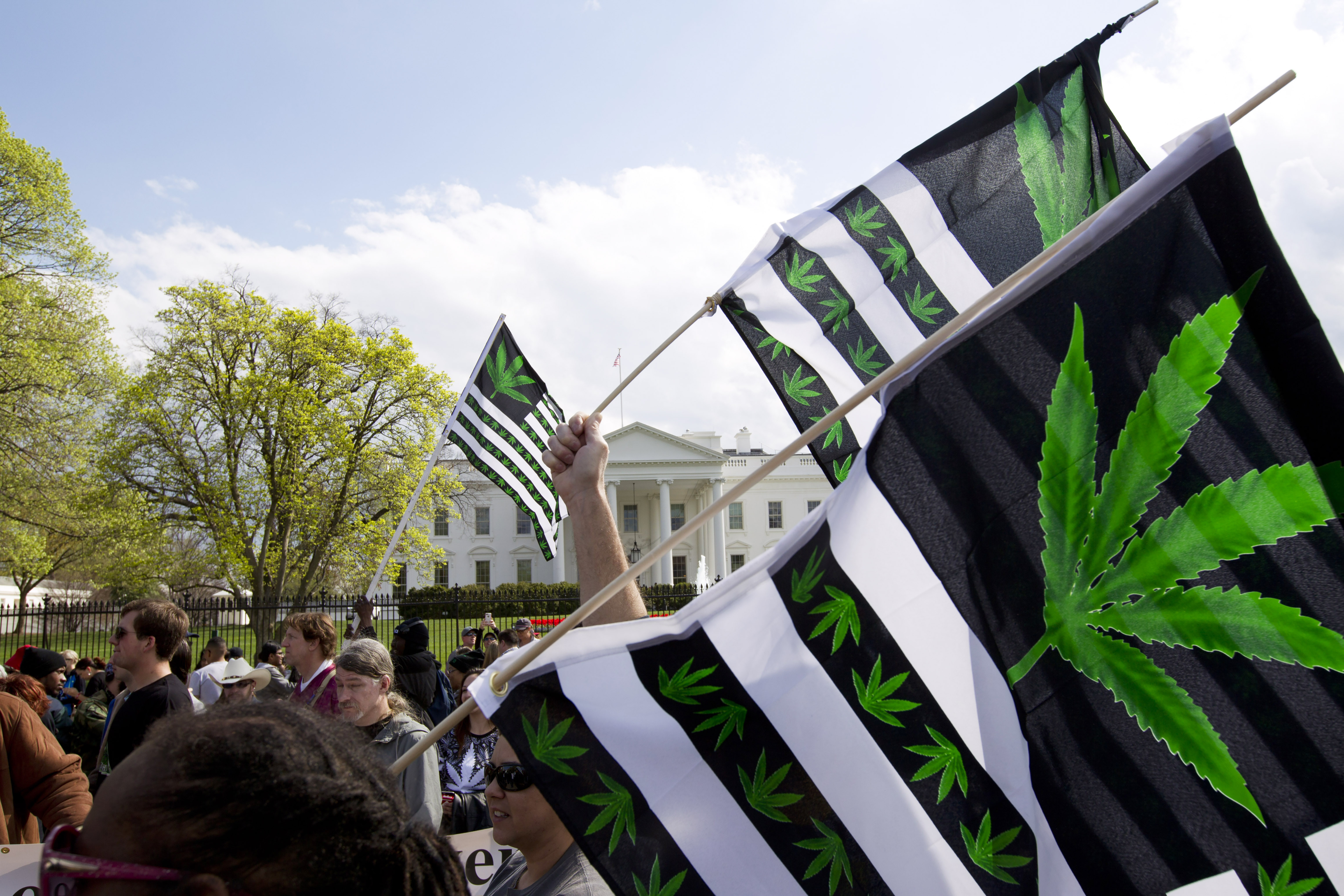 Today's Headlines: Biden pardons thousands for weed possession - Vimarsana News