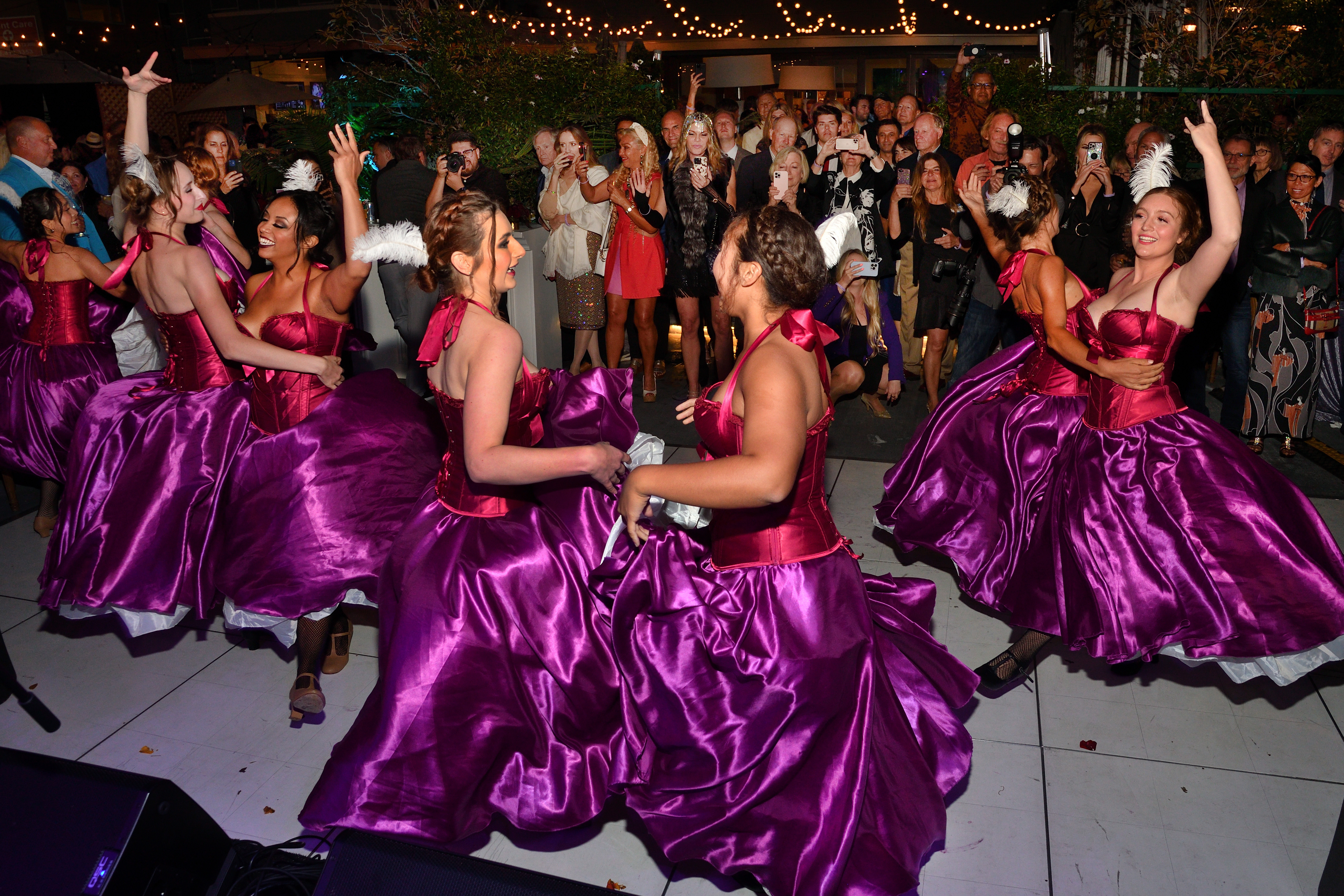 Photo gallery: La Jolla Concours party-goers come to 'Le Cabaret' - Vimarsana News