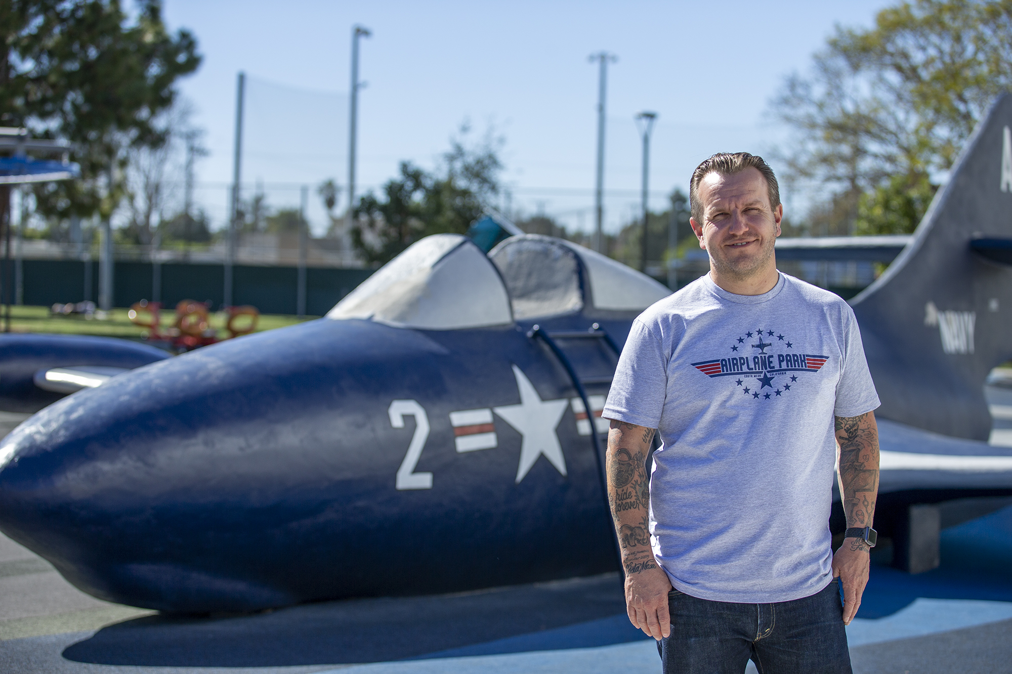 New Costa Mesa park-themed tees aim to tug on heartstrings of city lovers for good cause - Vimarsana News