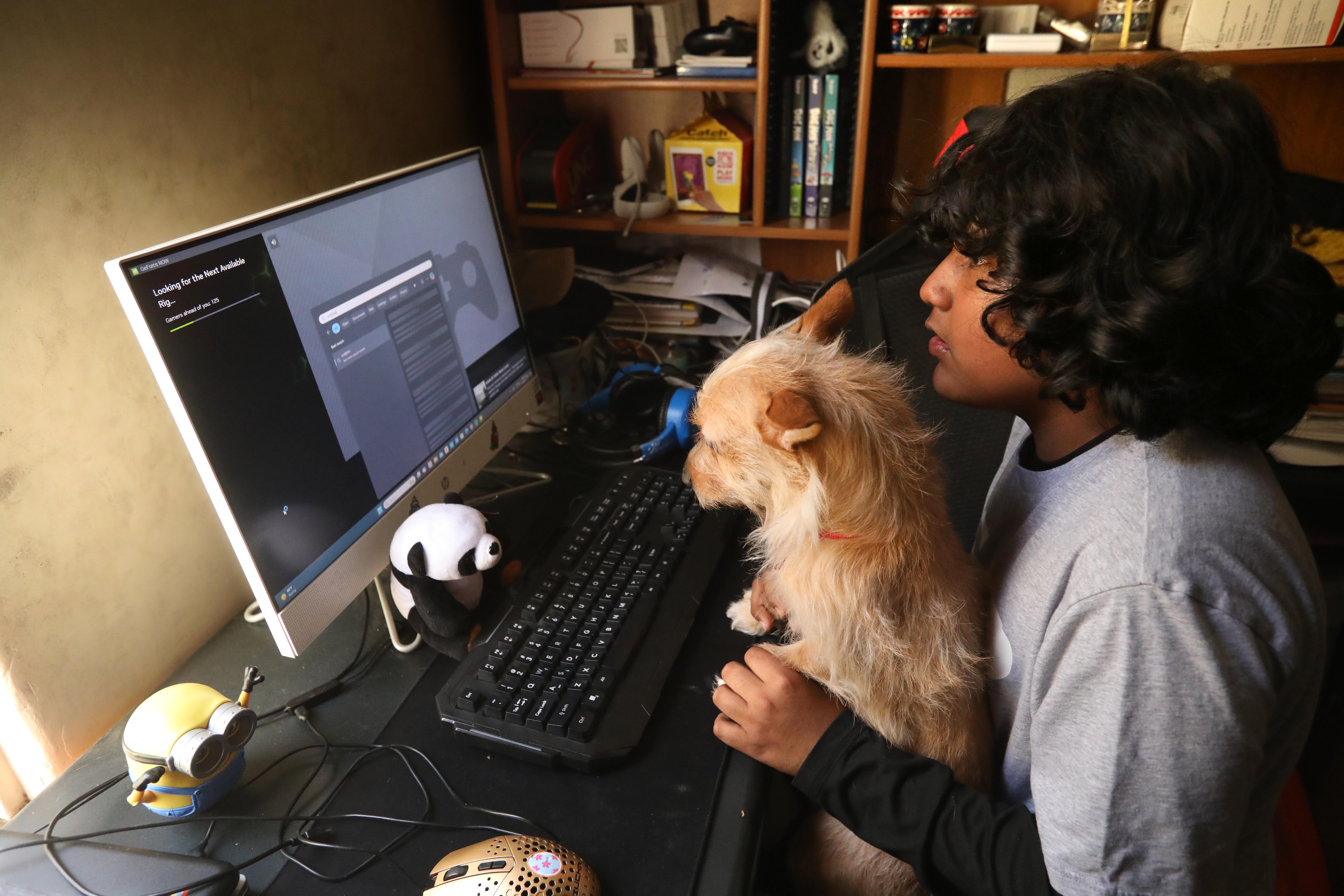 Nearly 3 million Californians at risk of losing home internet service - Vimarsana News