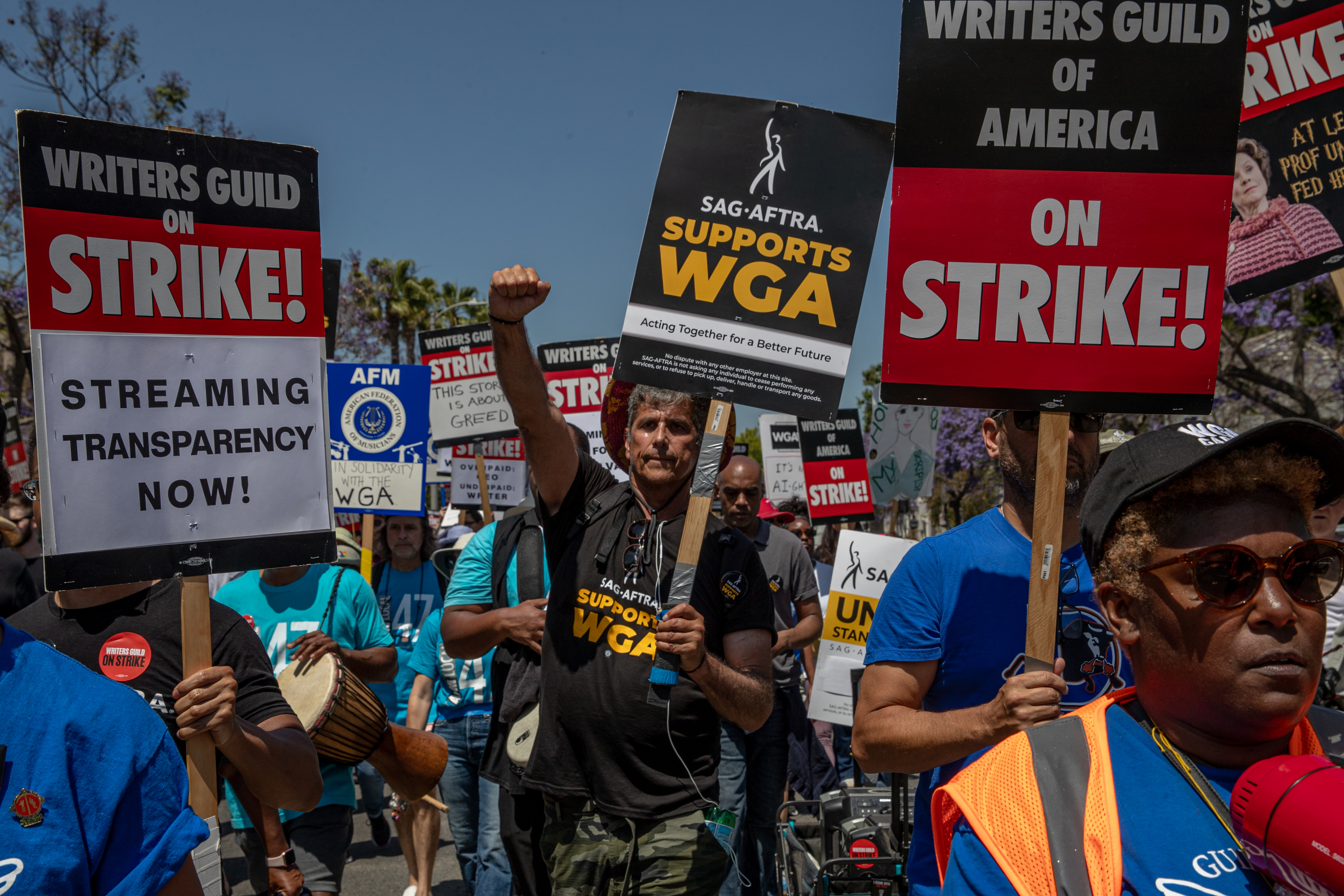 Hollywood could face strikes by SAG-AFTRA and WGA. Here's why - Vimarsana News