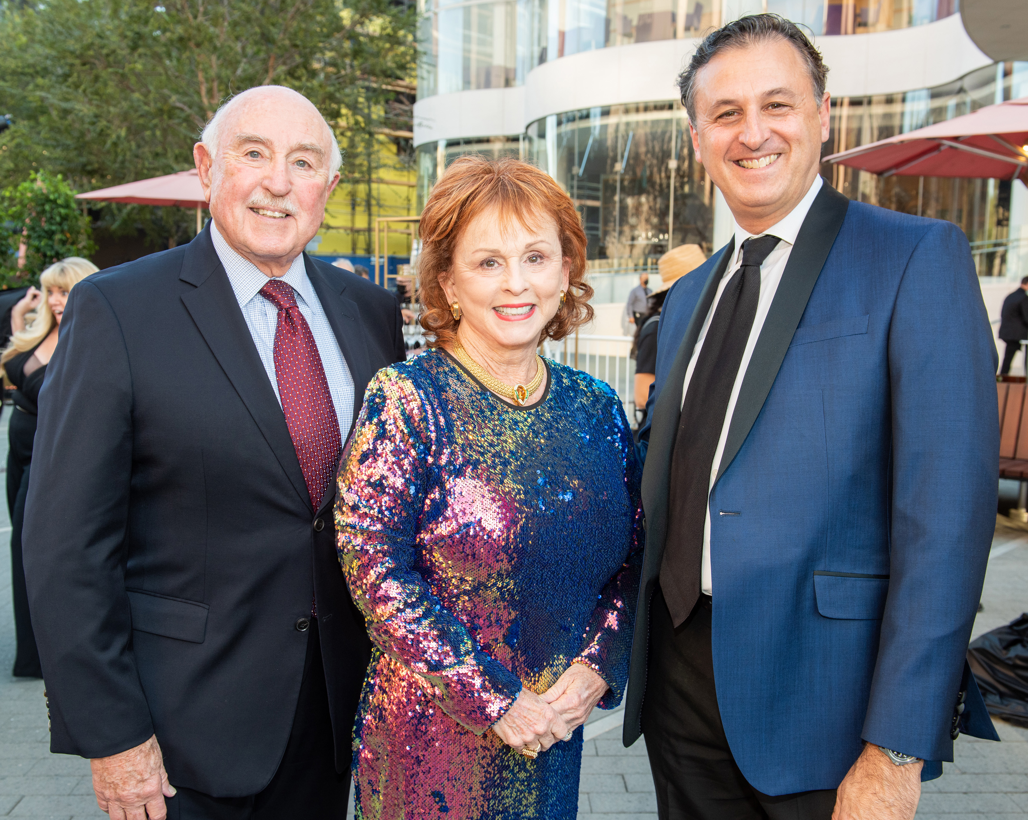 The Crowd: Fall gala season decidedly underway in O.C. - Vimarsana News