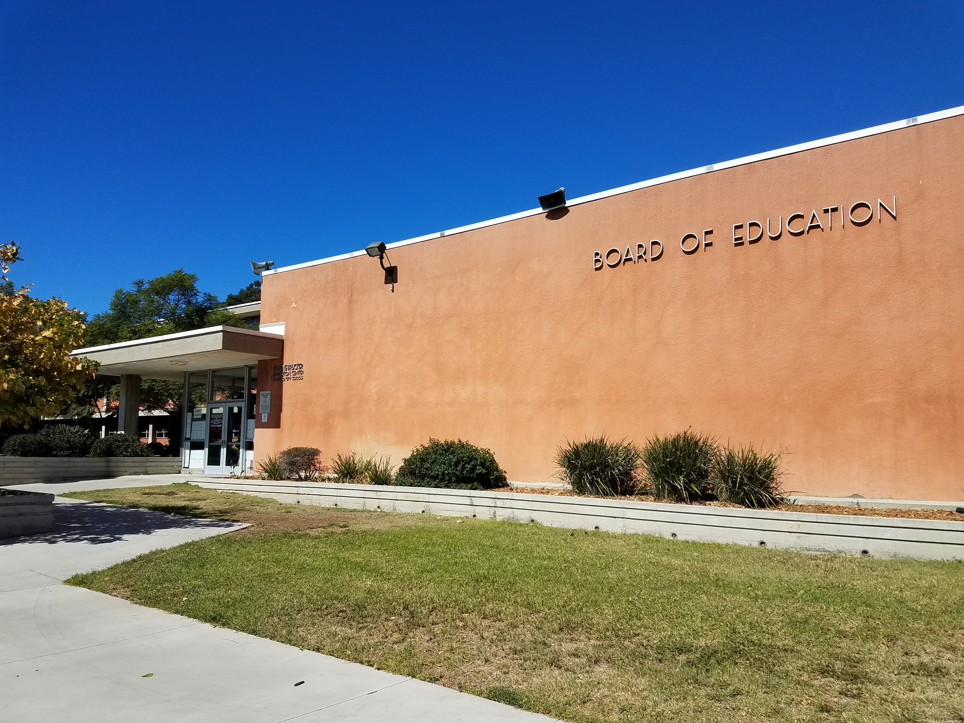 Who won San Diego school board races over COVID-19, unions? - The San Diego Union-Tribune - Vimarsana News
