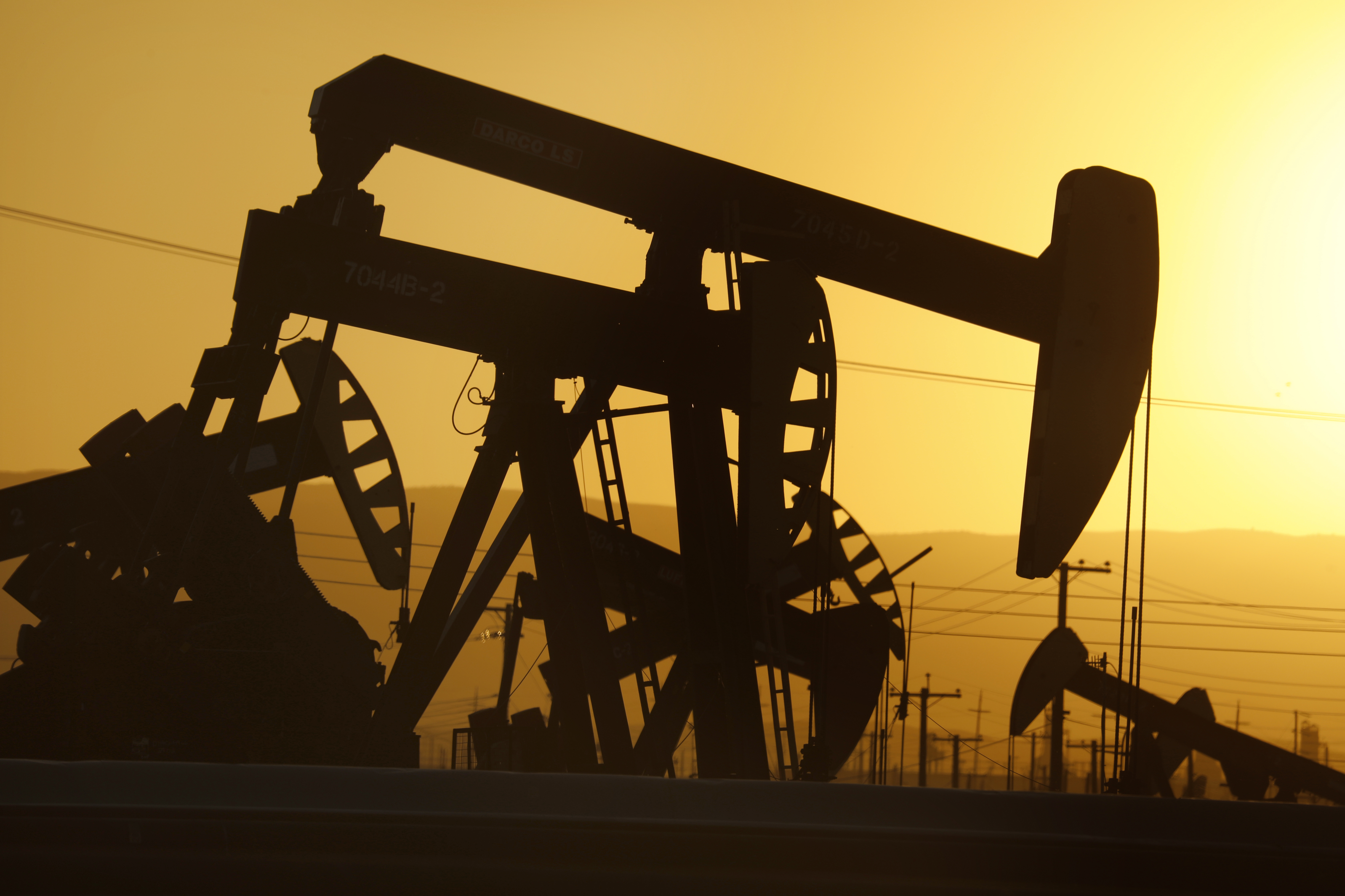 Biden's climate plan sparks backlash from oil, gas companies - Vimarsana News